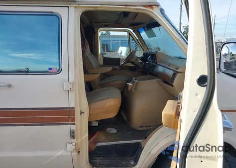 1988 Dodge Ram Van B350 z USA, uszkodzony, nr VIN 2B7JB33Y7JK182989